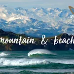 Mar Azul & Surf Suances