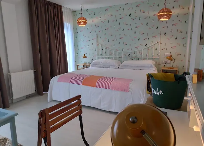 Mar Azul & Surf Suances