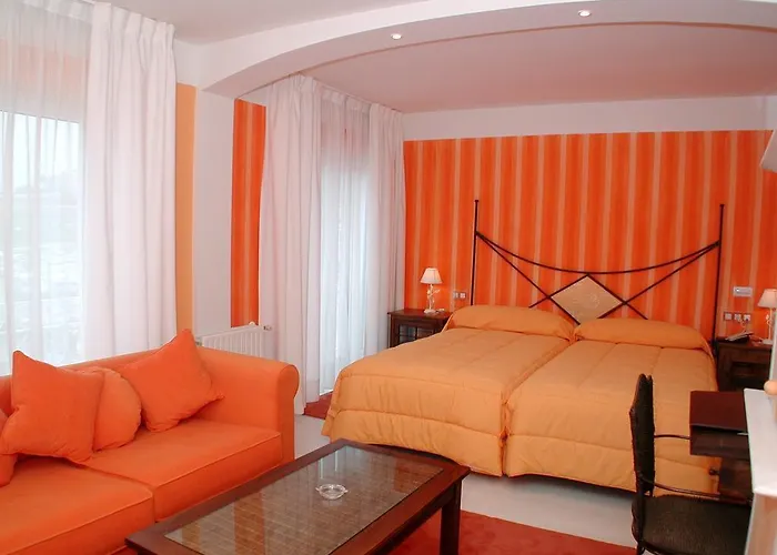 Mar Azul & Surf Suances