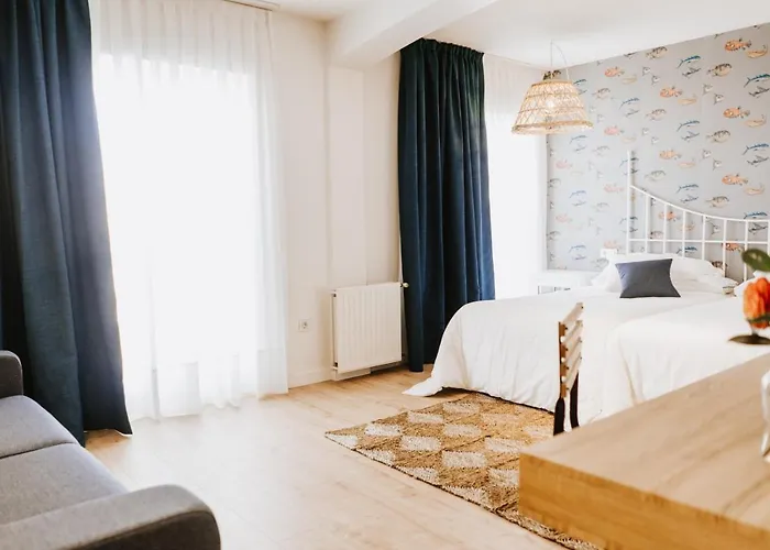 Mar Azul & Surf Hotel